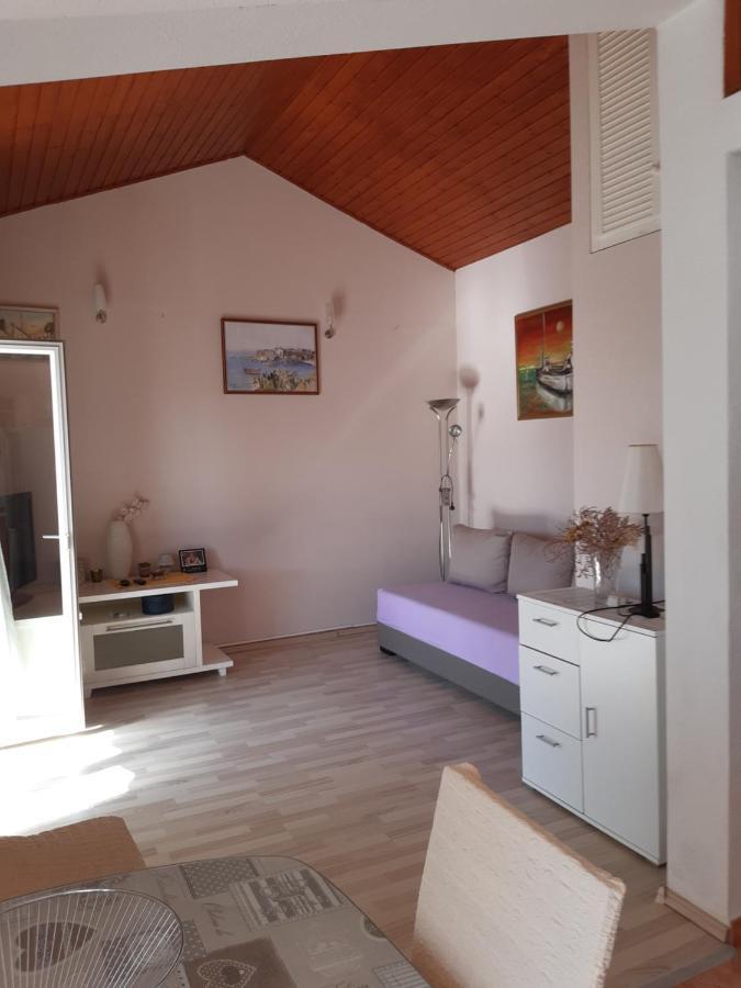 Mirjana Apartman Vodice Eksteriør billede