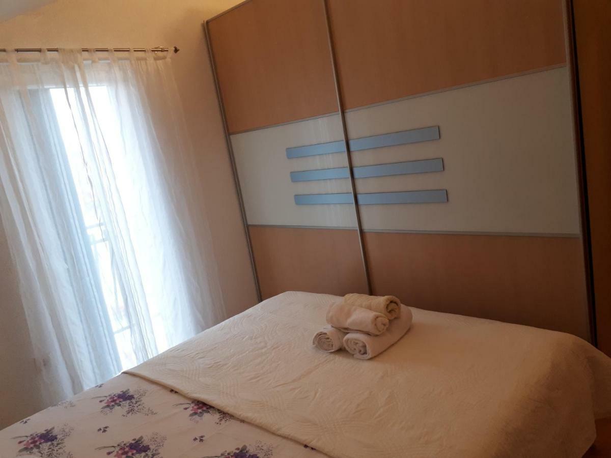 Mirjana Apartman Vodice Eksteriør billede