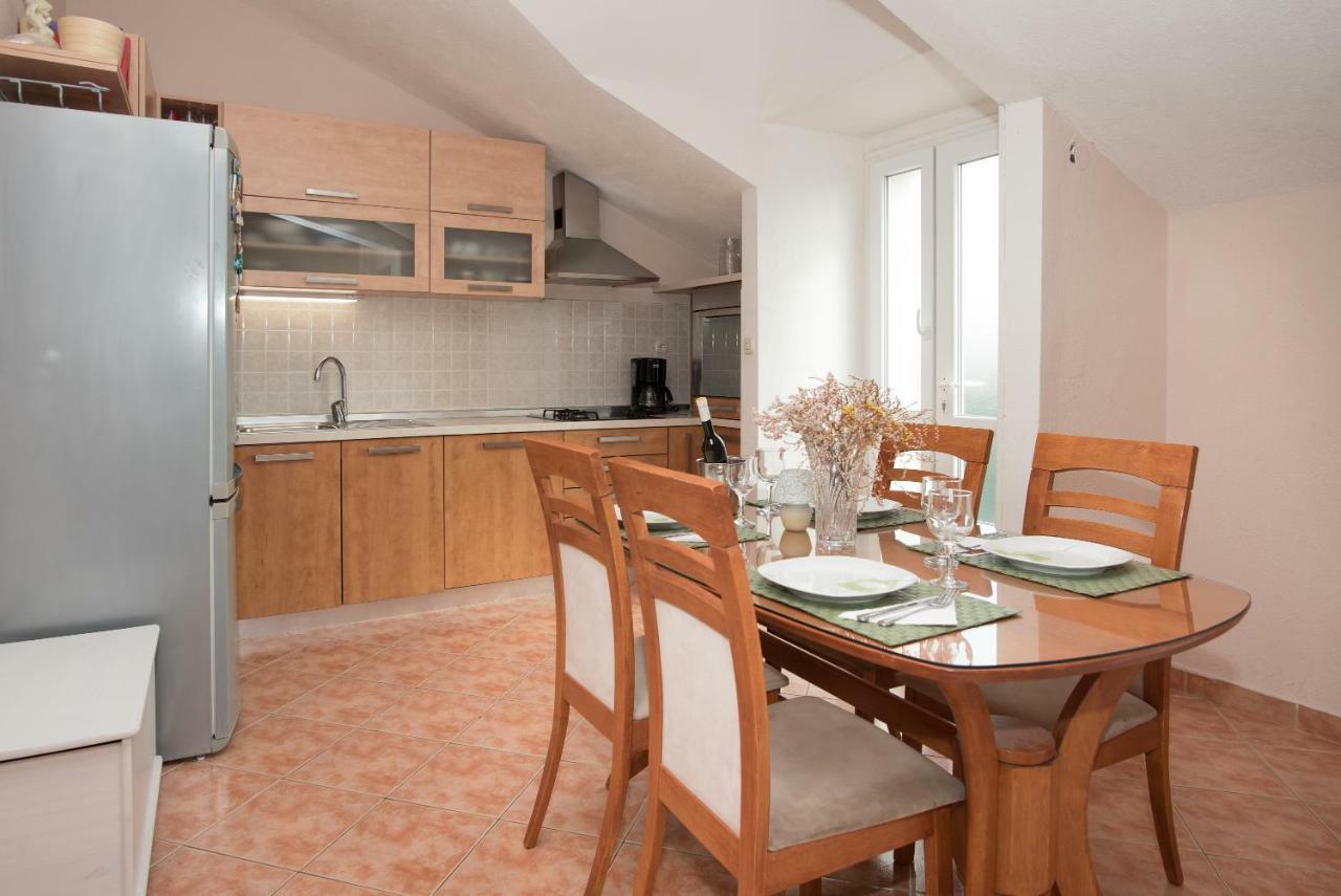 Mirjana Apartman Vodice Eksteriør billede
